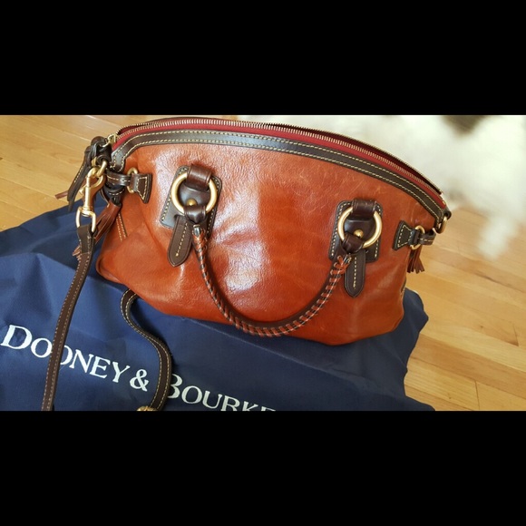 Dooney and Bourke Brown leather satchel purse - Picture 3 of 6